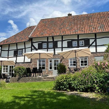 Vakantiewoningen 'Hoeve De Witte Olifant' Noorbeek Luaran gambar