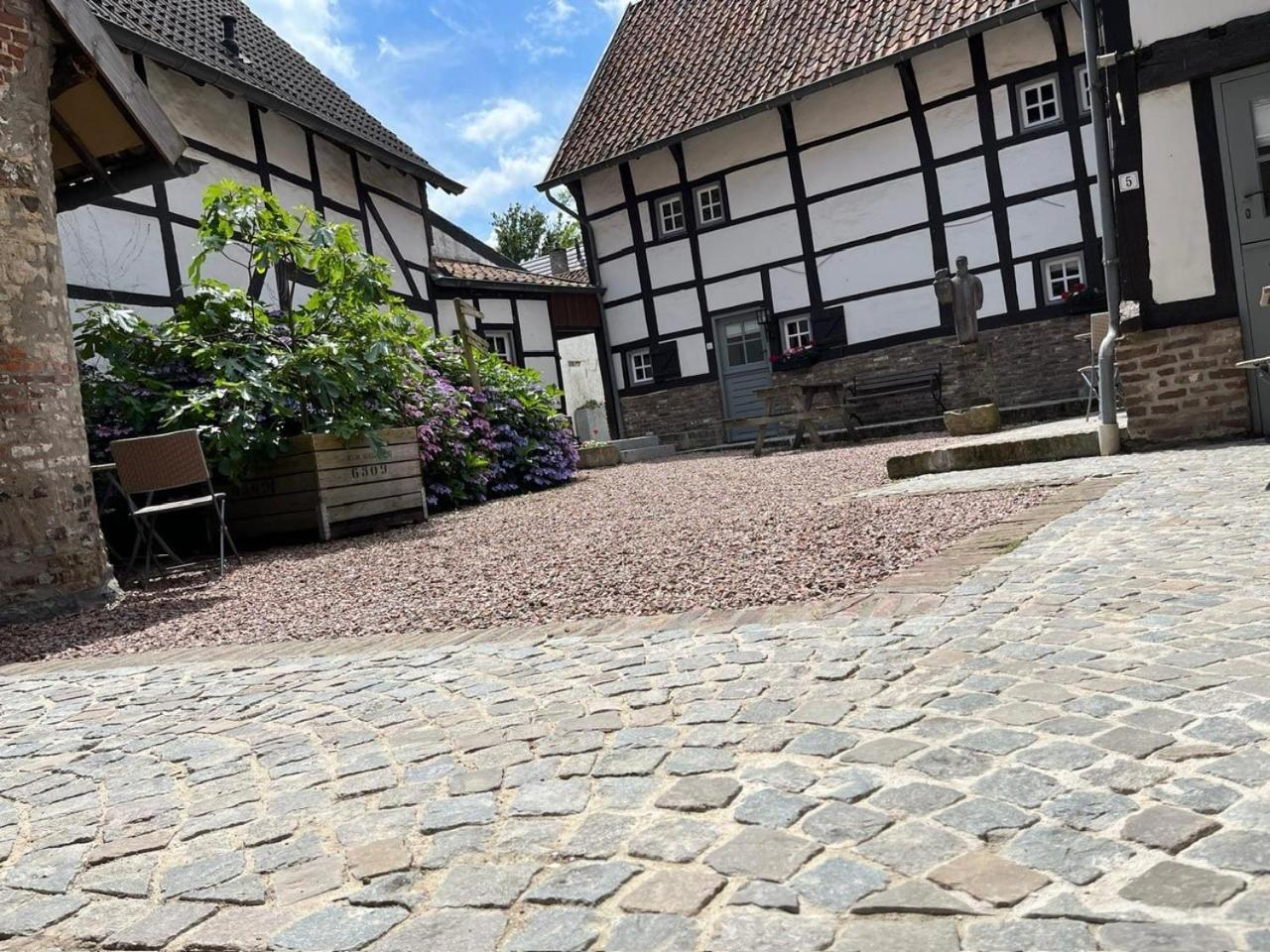 Vakantiewoningen 'Hoeve De Witte Olifant' Noorbeek Luaran gambar